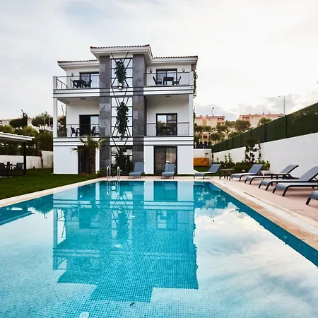 Hotel Ruwais Çeşme