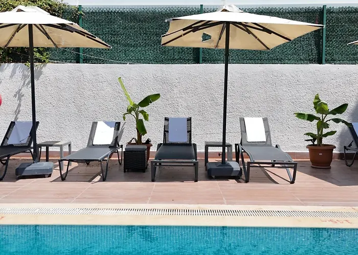 Ruwais Hotel Çeşme