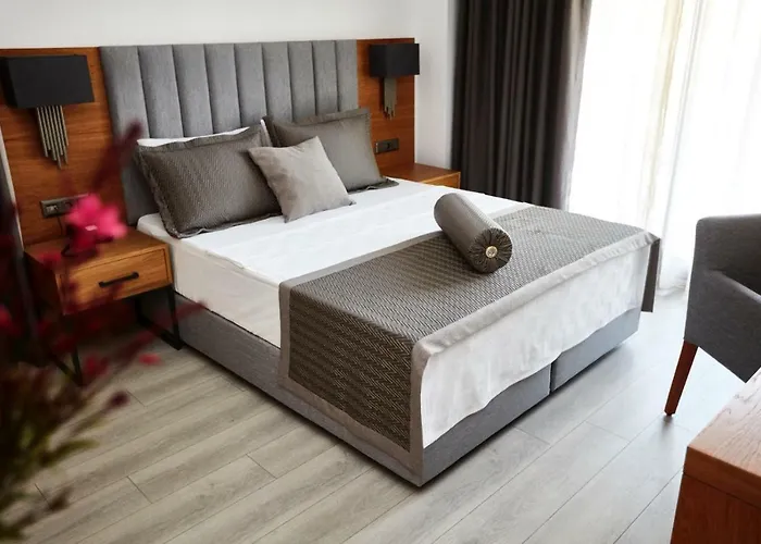 Ruwais Hotel Çeşme