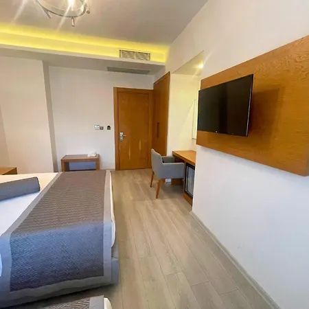 Ruwais Hotel